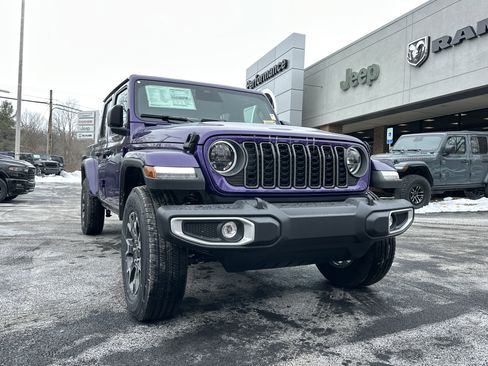 New 2026 Jeep Gladiator Sport image 19