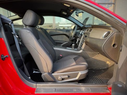 Used 2012 Ford Mustang Coupe image 15