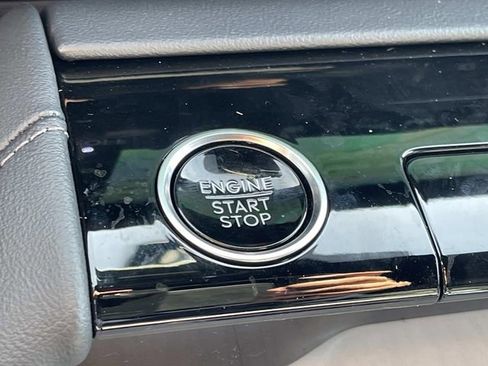 New 2025 Lincoln Navigator Reserve w/ Jet Appearance Package image 32