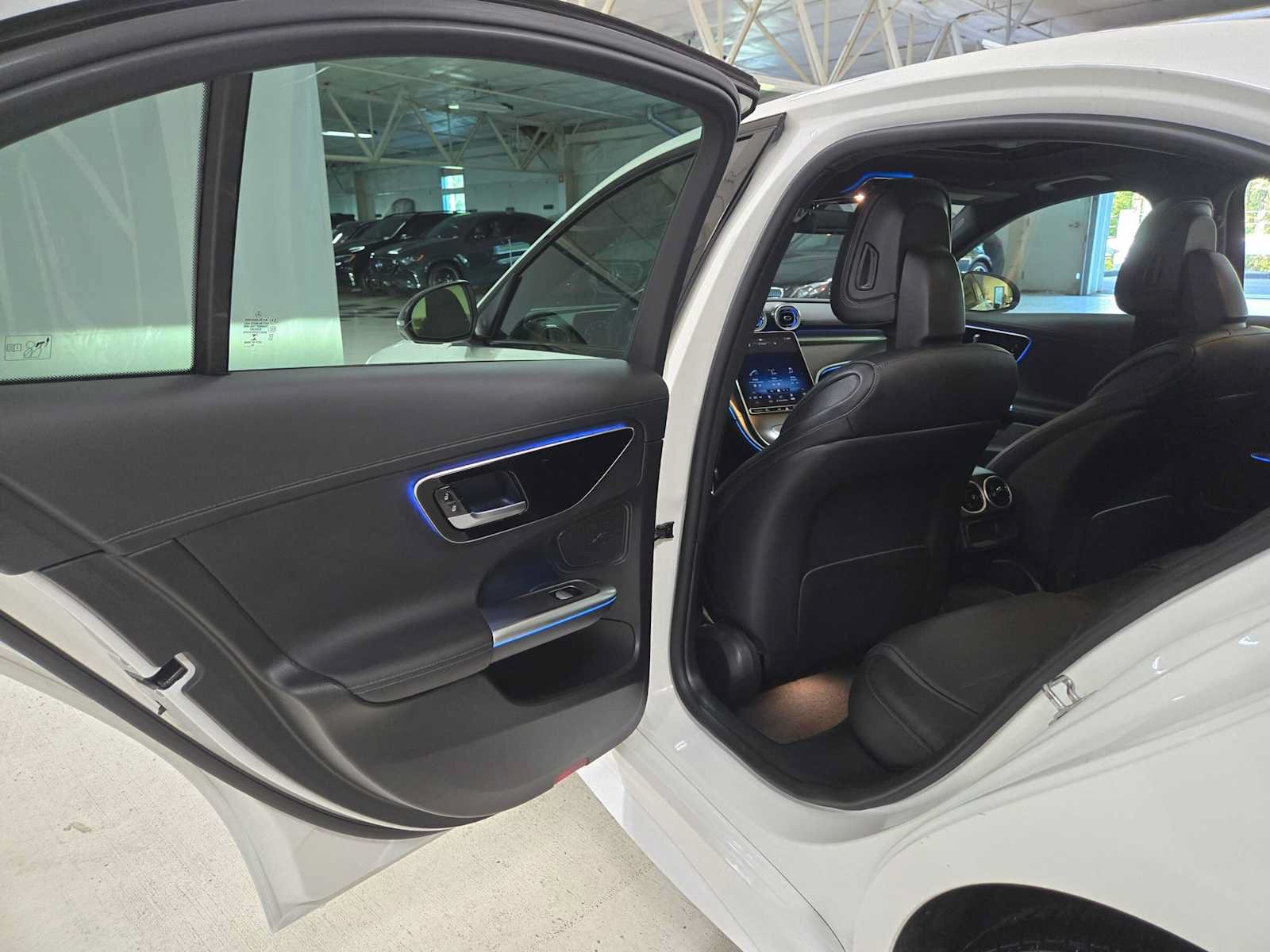 Used 2023 Mercedes-Benz C 300 4MATIC Sedan image 15