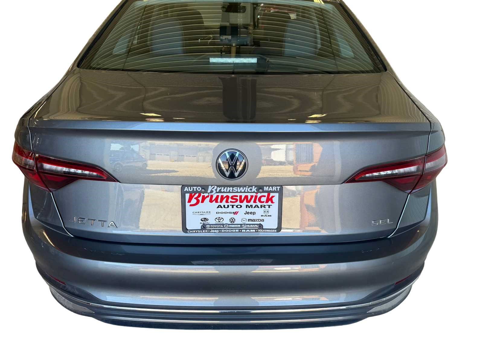 Used 2024 Volkswagen Jetta SEL FWD image 14