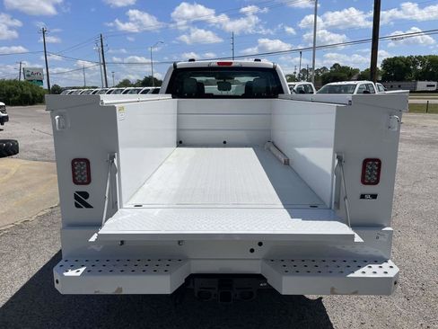New 2026 Ford F250 XL RWD image 10