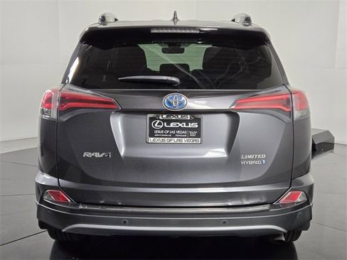 Used 2017 Toyota RAV4 Limited image 5