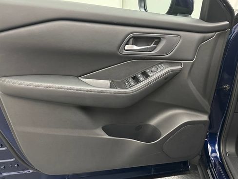 New 2026 Nissan Rogue SV AWD/4WD image 14
