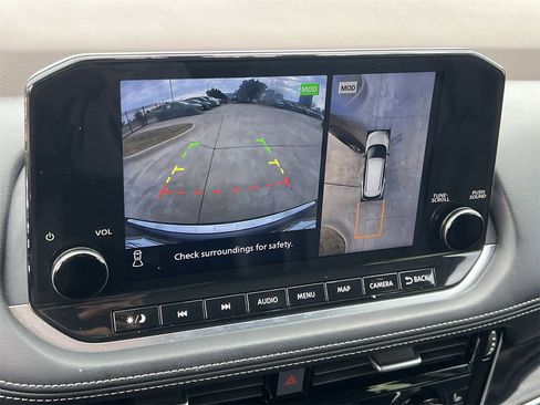 Certified 2023 Nissan Rogue SL w/ SL Premium Package image 16