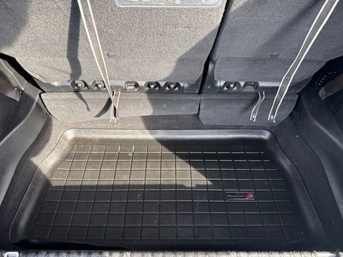 Used 2018 Chrysler Pacifica Touring-L w/ Premium Audio Group image 47