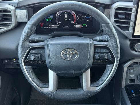 Used 2024 Toyota Sequoia Limited image 24