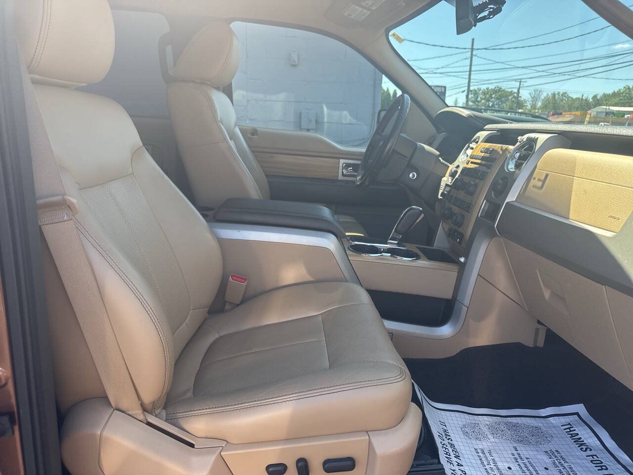 Used 2011 Ford F150 Lariat w/ Lariat Plus Pkg AWD/4WD image 23