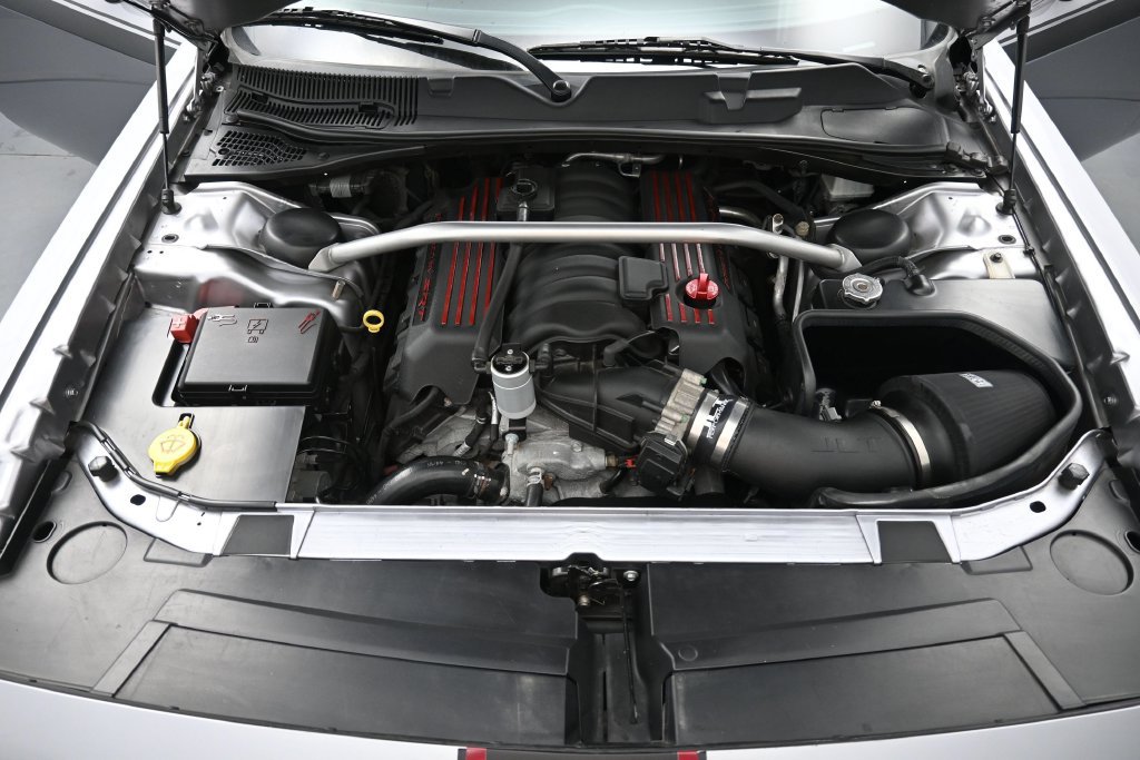 Used 2016 Dodge Challenger R/T Scat Pack RWD image 30