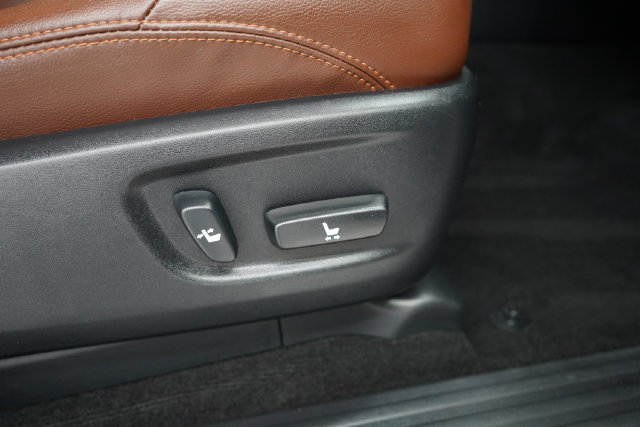 Used 2023 Toyota 4Runner Limited AWD/4WD image 48