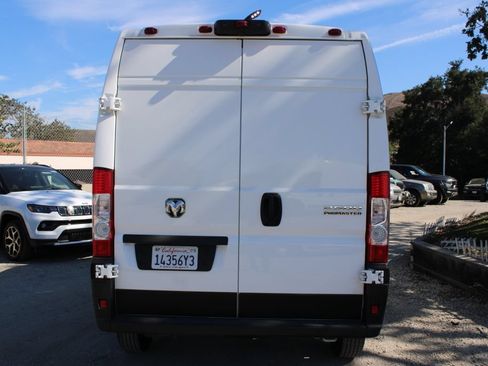 Used 2025 RAM ProMaster 2500 w/ Convenience Group FWD image 5