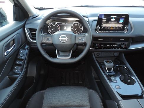 New 2026 Nissan Rogue SV image 18