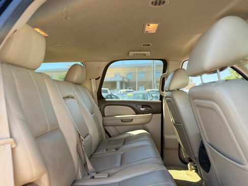 Used 2012 GMC Yukon SLT w/ SLT-2 Equipment Package AWD/4WD image 24