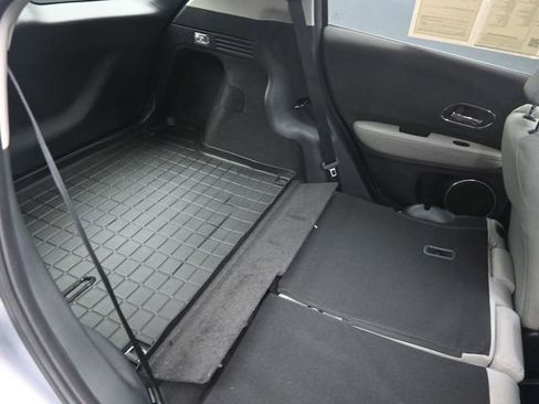 Used 2022 Honda HR-V EX image 25