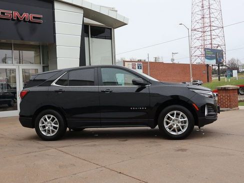 Certified 2024 Chevrolet Equinox LT AWD/4WD image 8