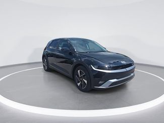 New 2025 Hyundai Ioniq 5 SE video 2