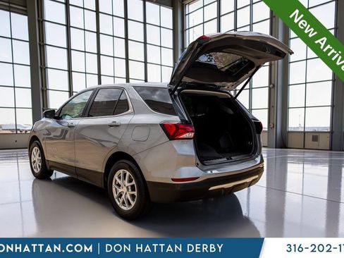 Used 2024 Chevrolet Equinox LT FWD image 29