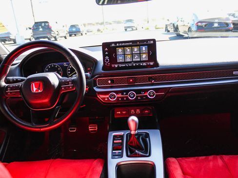 Used 2023 Honda Civic Type R image 12