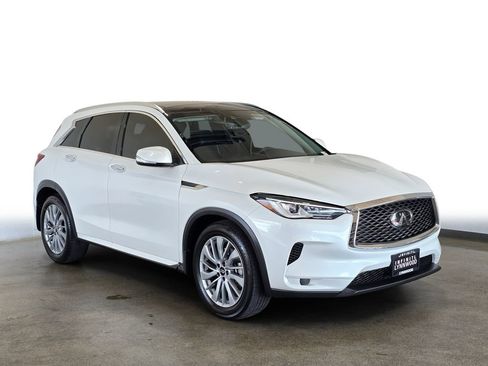 Certified 2023 INFINITI QX50 Luxe AWD/4WD image 3