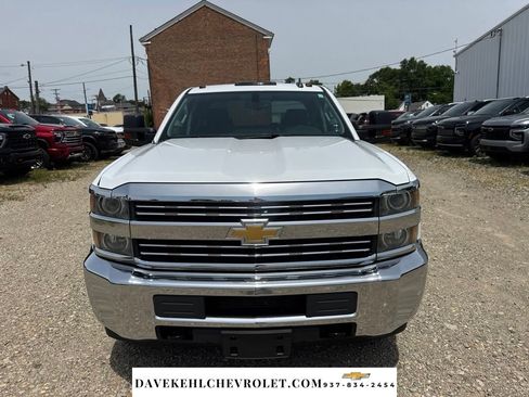 Used 2016 Chevrolet Silverado 2500 LT AWD/4WD image 9