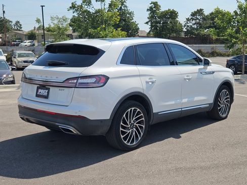 Used 2020 Lincoln Nautilus Reserve w/ Equipment Group 201A FWD image 8