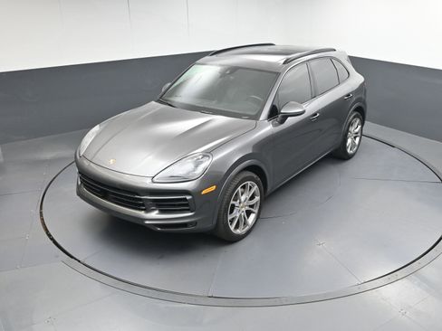 Certified 2019 Porsche Cayenne image 33