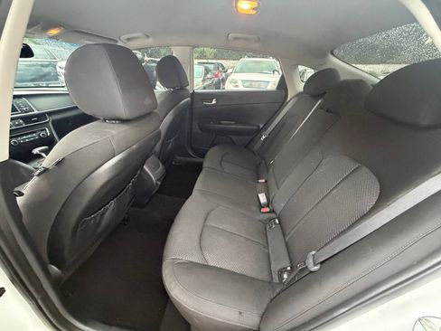 Used 2016 Kia Optima LX FWD image 10