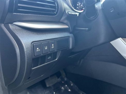 Used 2024 Mitsubishi Eclipse Cross SE image 20