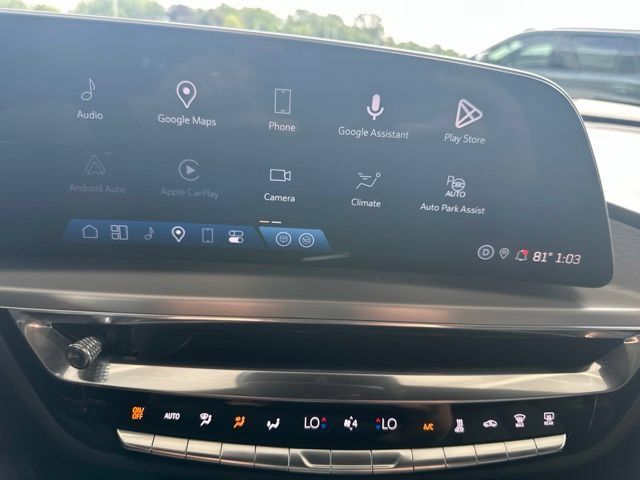 Used 2024 Cadillac Lyriq Luxury AWD/4WD image 30