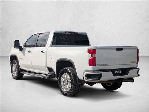 Used 2022 Chevrolet Silverado 2500 High Country w/ Technology Package image 7
