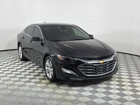 Used 2020 Chevrolet Malibu LT FWD image 3