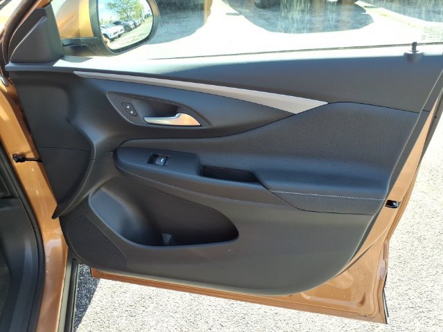 New 2026 Buick Envista Sport Touring w/ Convenience I Package FWD image 25