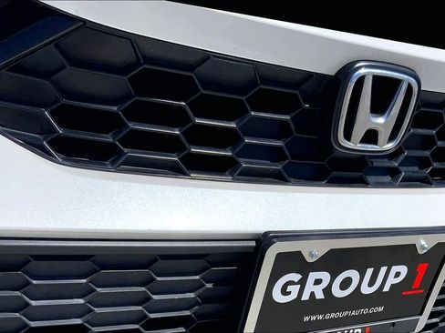 Used 2025 Honda Civic Sport image 29