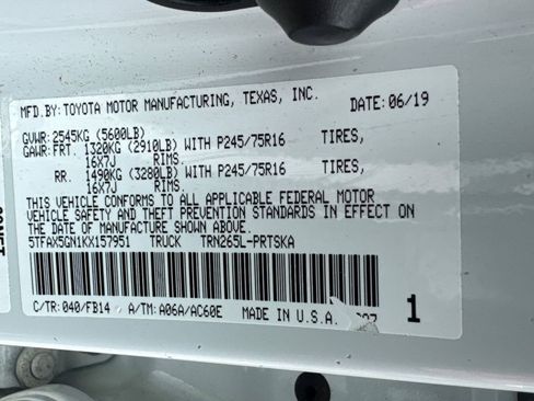 Used 2019 Toyota Tacoma SR w/ SR Convenience Package RWD image 32