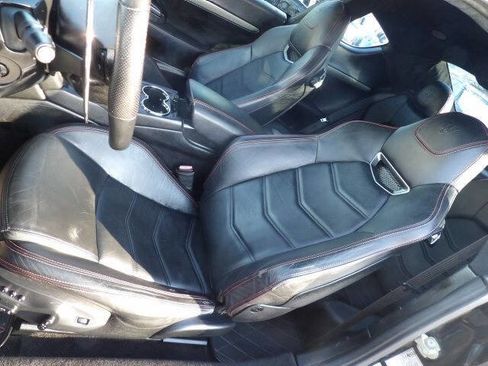 Used 2015 Maserati GranTurismo MC image 17