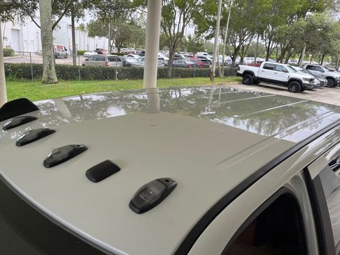 New 2023 RAM 3500 Limited image 19