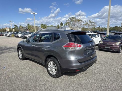 Used 2016 Nissan Rogue SV image 7