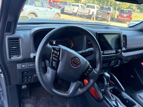 Used 2023 Nissan Frontier PRO-4X w/ Pro-4X Premium Package AWD/4WD image 4