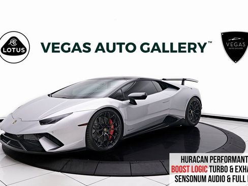 Used 2018 Lamborghini Huracan Performante image 1
