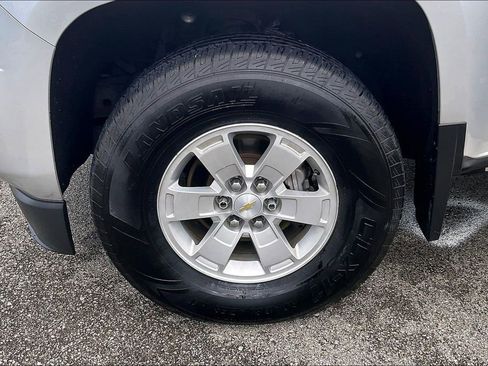 Used 2015 Chevrolet Colorado W/T w/ WT Convenience Package AWD/4WD image 8
