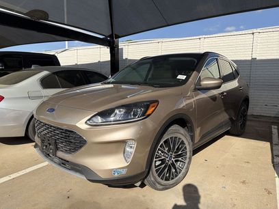 Used 2021 Ford Escape SEL w/ Technology Package