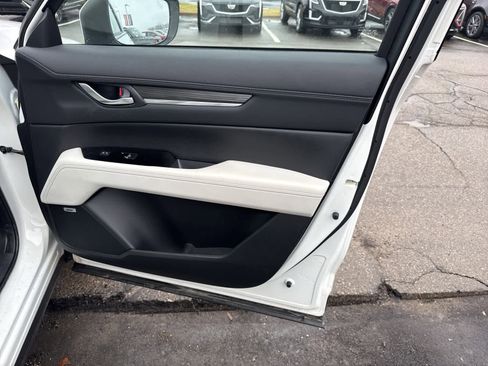 Used 2023 MAZDA CX-5 AWD 2.5 S w/ Premium Package image 18