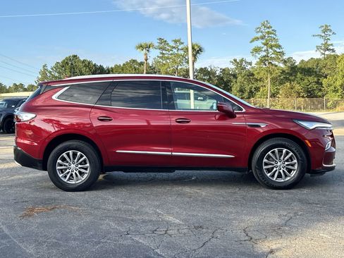Certified 2024 Buick Enclave Premium image 11