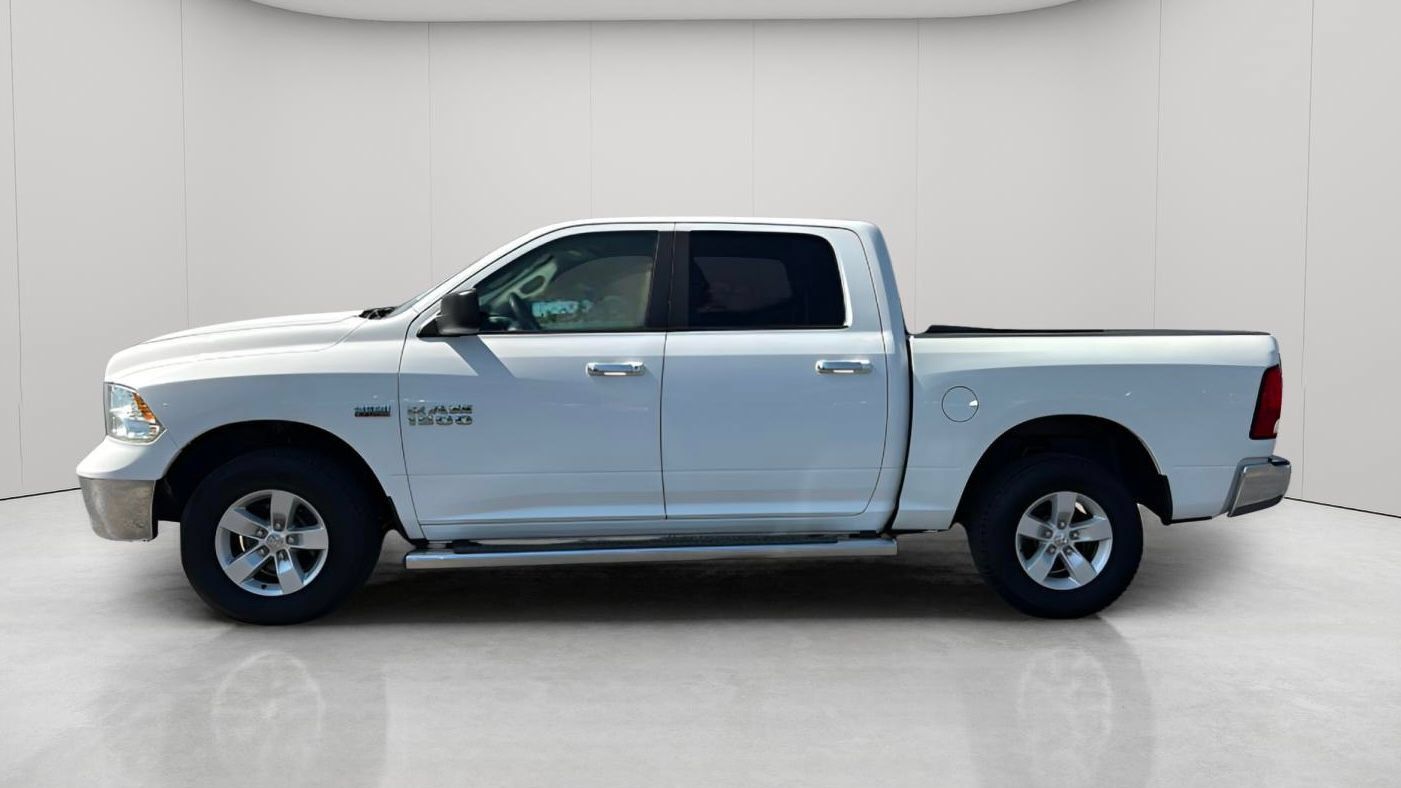 Used 2018 RAM 1500 Classic SLT AWD/4WD image 9