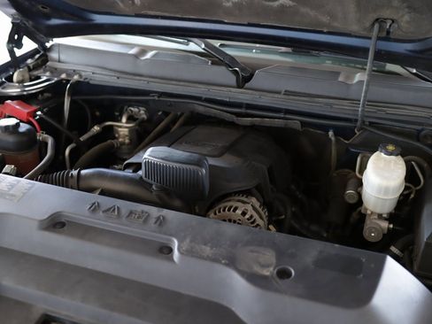 Used 2012 Chevrolet Silverado 2500 LT w/ Interior Plus Package image 30