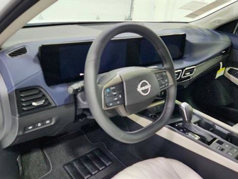 New 2026 Nissan Sentra SL FWD image 11