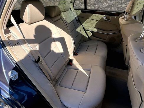 Used 2016 Mercedes-Benz E 350 4MATIC Wagon w/ Premium Package image 24