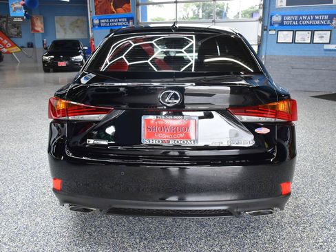 Used 2018 Lexus IS 350 AWD image 4