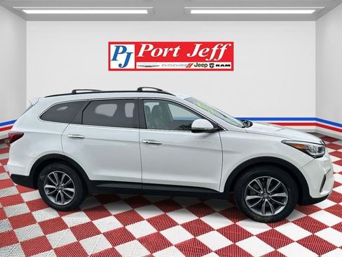 Used 2017 Hyundai Santa Fe SE w/ SE Premium Package 02 AWD/4WD image 3