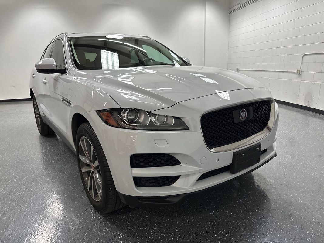 Used 2020 Jaguar F-PACE Prestige AWD/4WD image 1